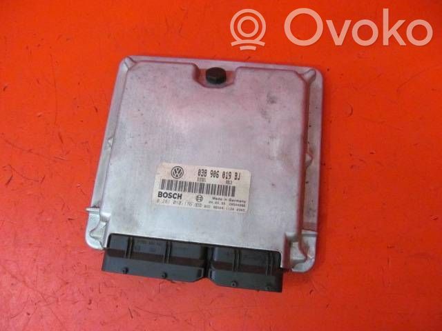 Volkswagen PASSAT B5 Unitate/modul de control motor 