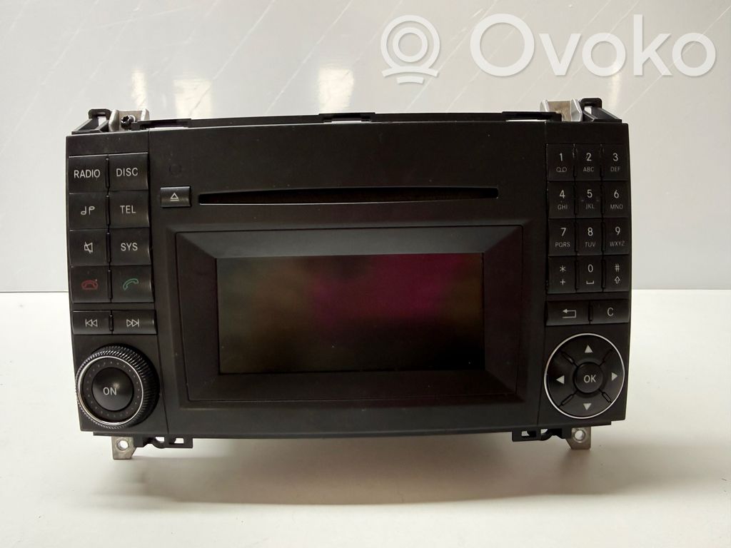 Mercedes-Benz B W245 Panel / Radioodtwarzacz CD/DVD/GPS 