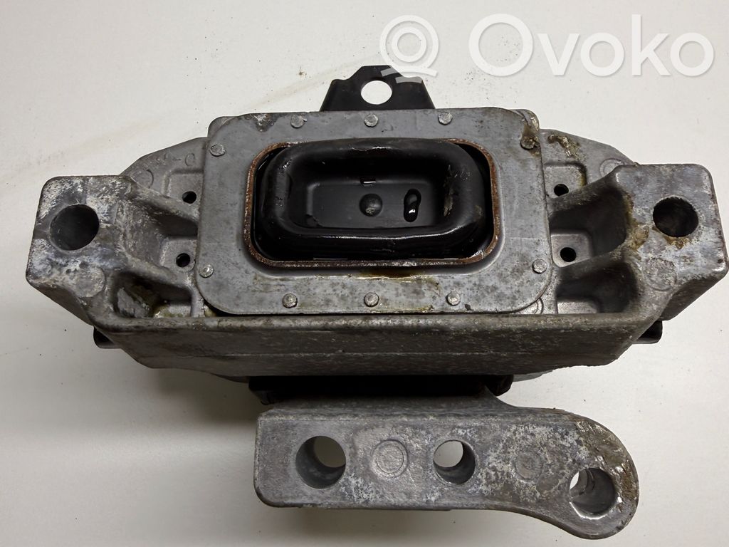 Engine mount bracket   1407251