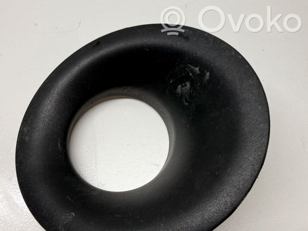 Etusumuvalon ritilä   15LA110AA