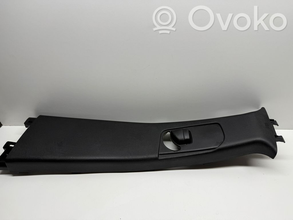 Osłona górna słupka / B   5VP05DX9AC,255267,5VP05DX9AC