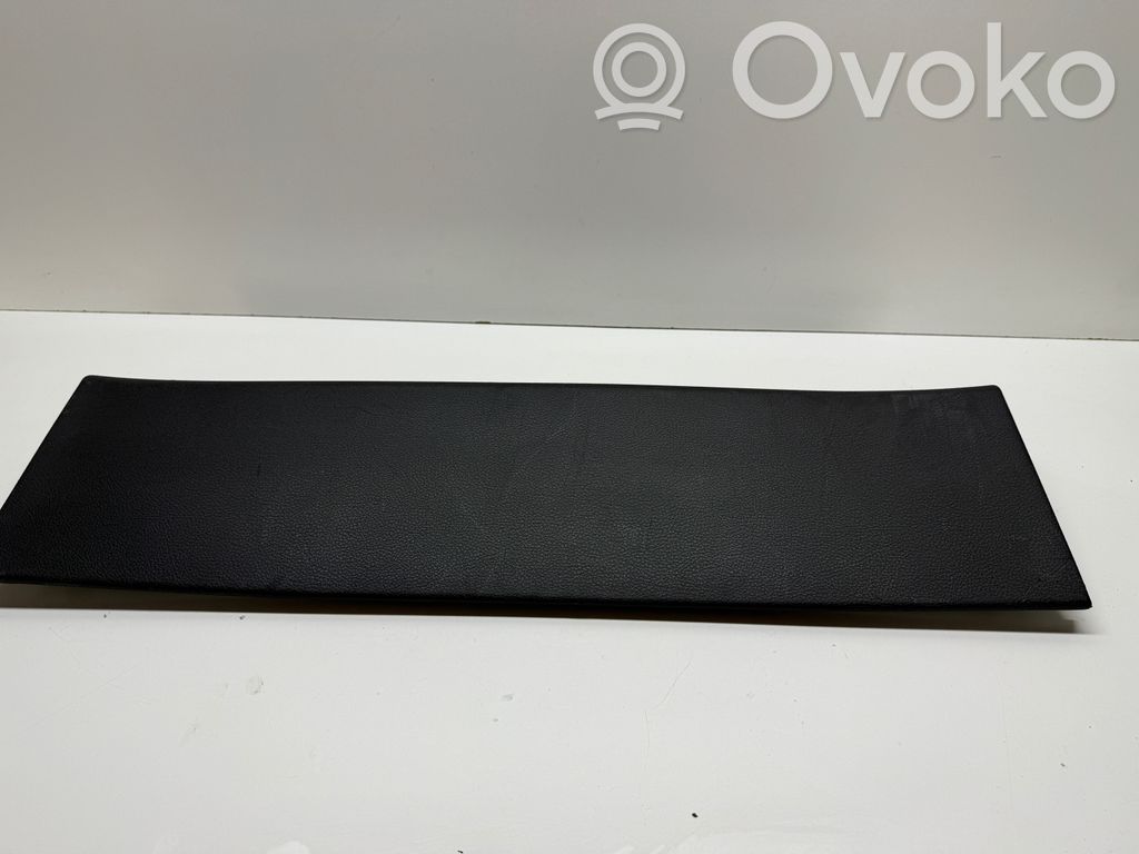 Dodge Durango III Tailgate/trunk upper cover trim 