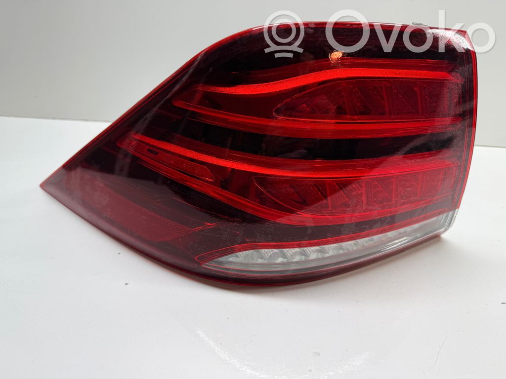Mercedes-Benz GLE (W166 - C292) Lampa tylna 