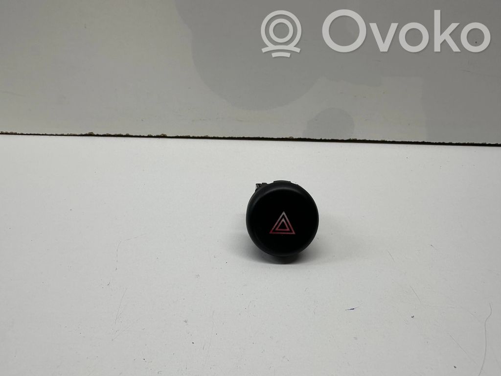 Nissan Juke I F15 Botón interruptor de luz de peligro 