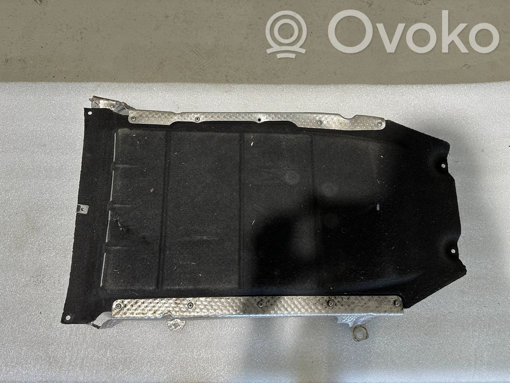 BMW M3 F80 Couvercle de plateau inférieur 