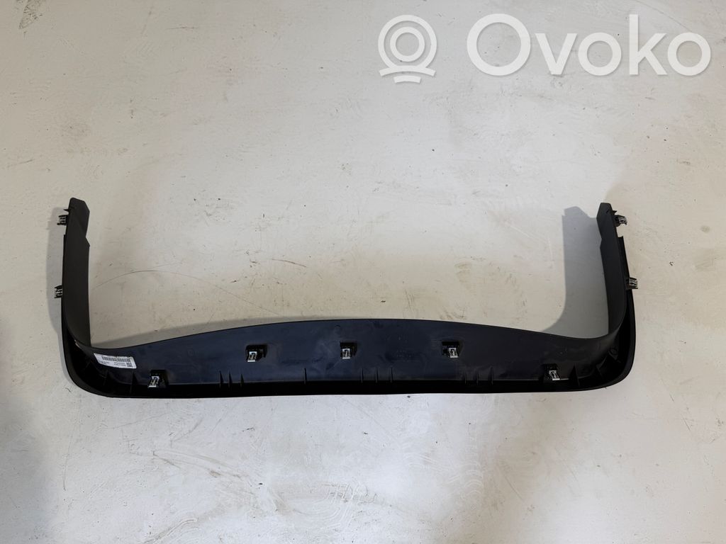 Dodge Durango III Tailgate/trunk upper cover trim 