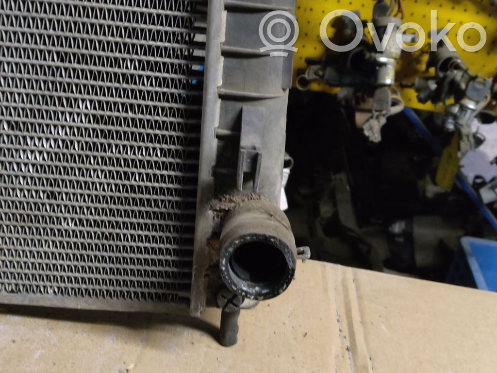 Ford Mondeo MK I Radiatore di raffreddamento 