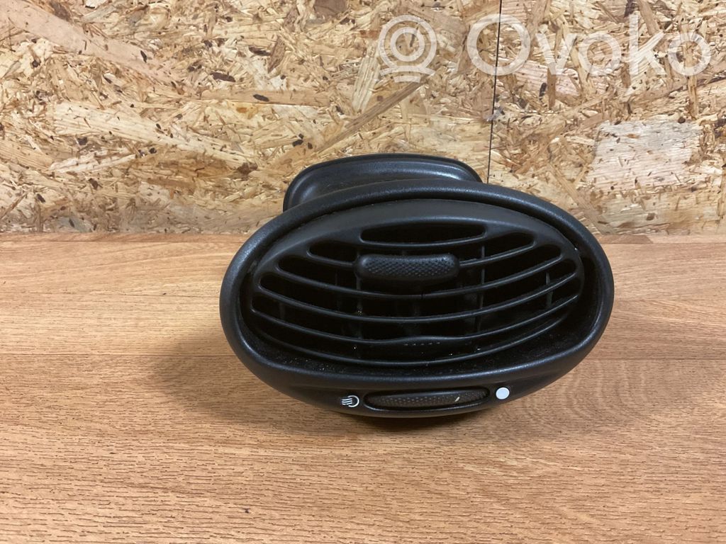 Ford Focus Garniture, panneau de grille d'aération latérale 