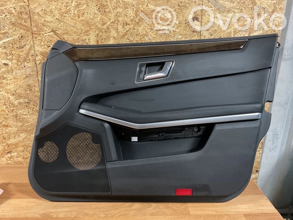 Mercedes-Benz E W212 Boczki / Poszycie drzwi przednich 