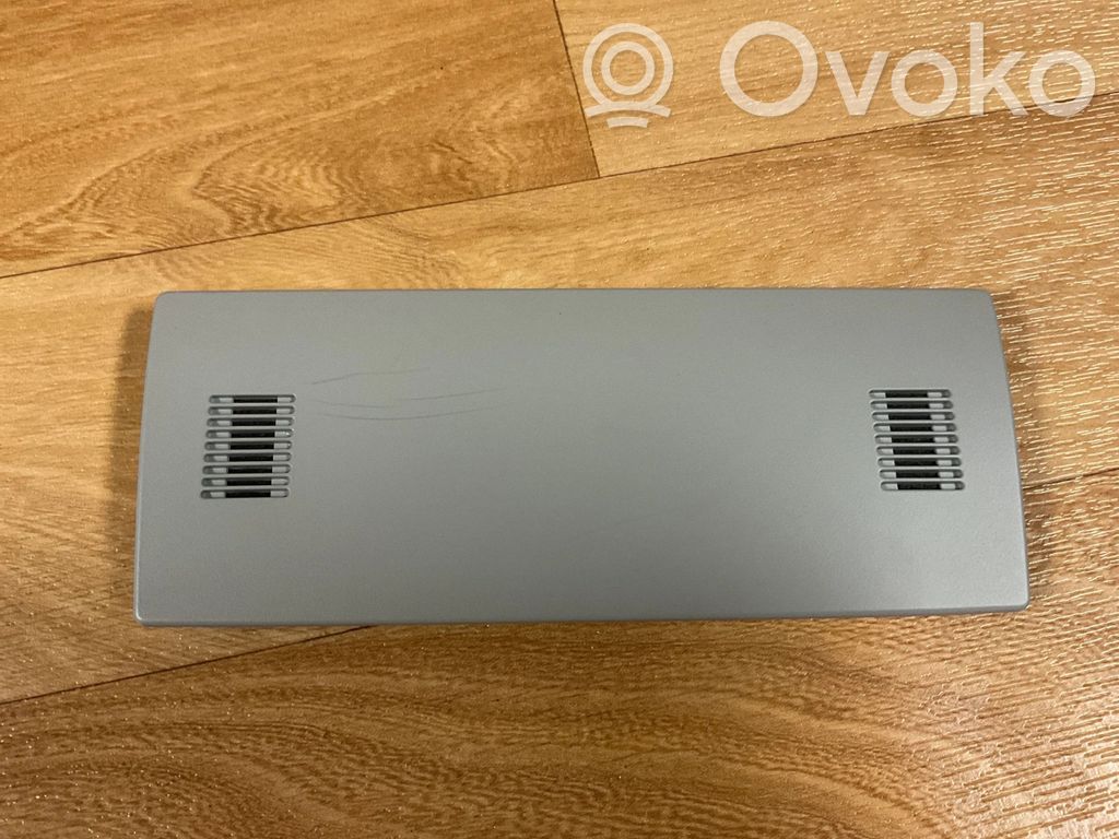 BMW 5 E60 E61 Cita veida salona detaļa 
