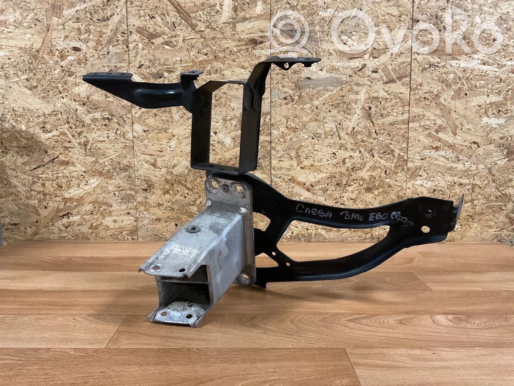 Priekšpusē bampera turētājs   7163483,310907,11267310