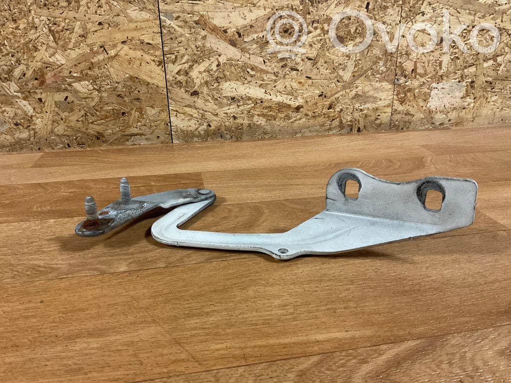 Ford Focus Engine bonnet/hood hinges 