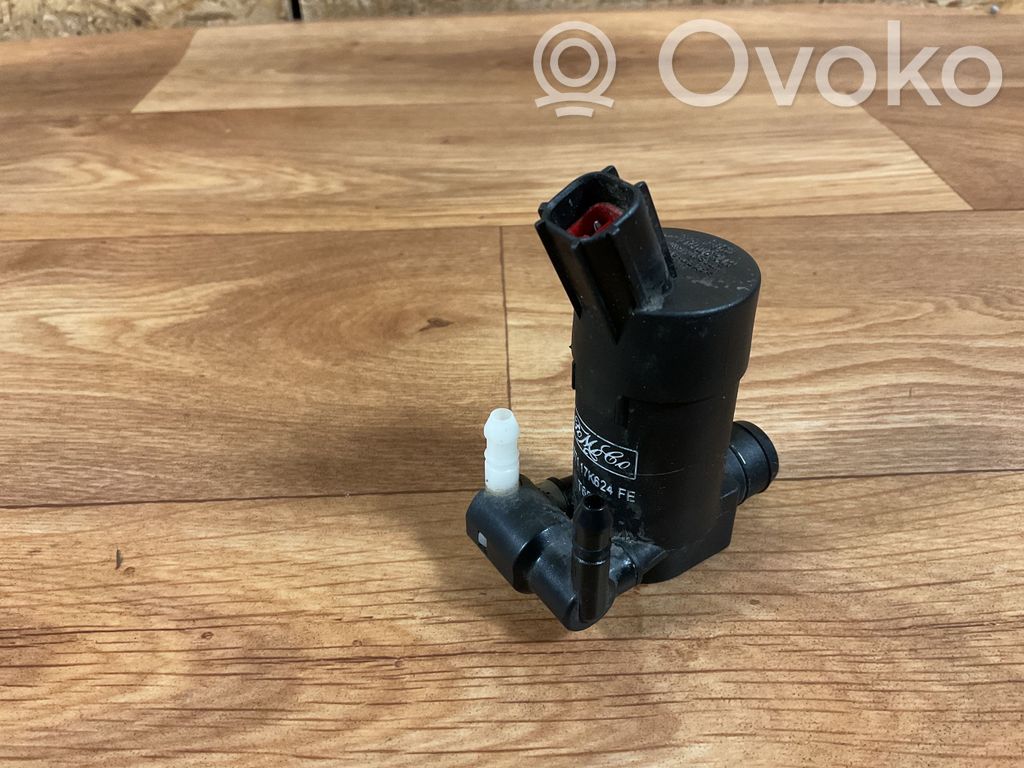 Windscreen/windshield washer pump   1S7117K624FE,T655C,1231600,1355124