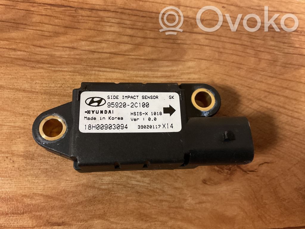 Hyundai Coupe Airbagsensor Crashsensor Drucksensor 