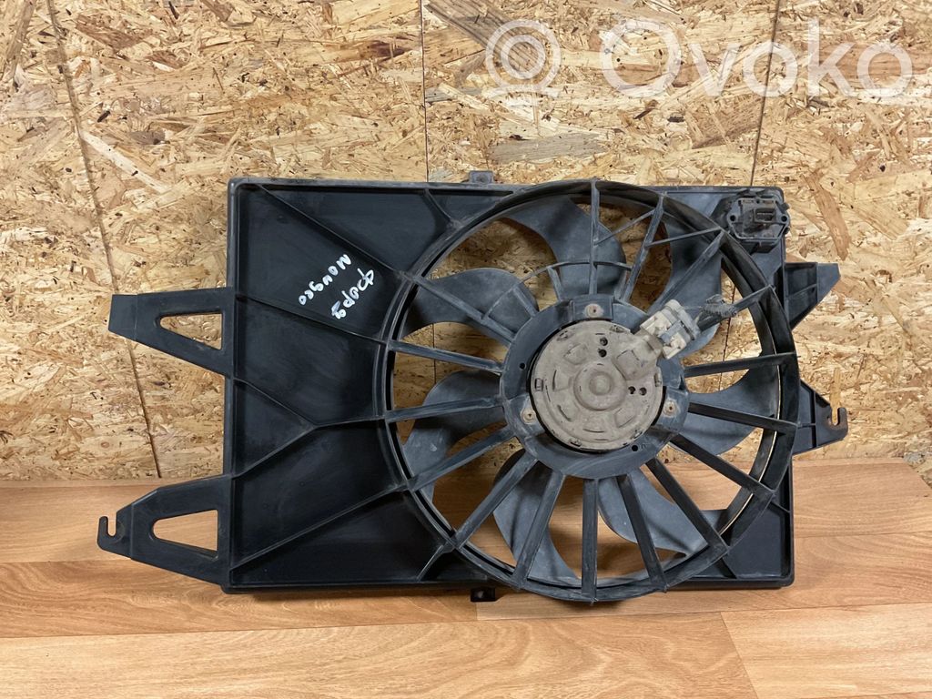 Ford Mondeo Mk III Ventilatore di raffreddamento elettrico del radiatore 
