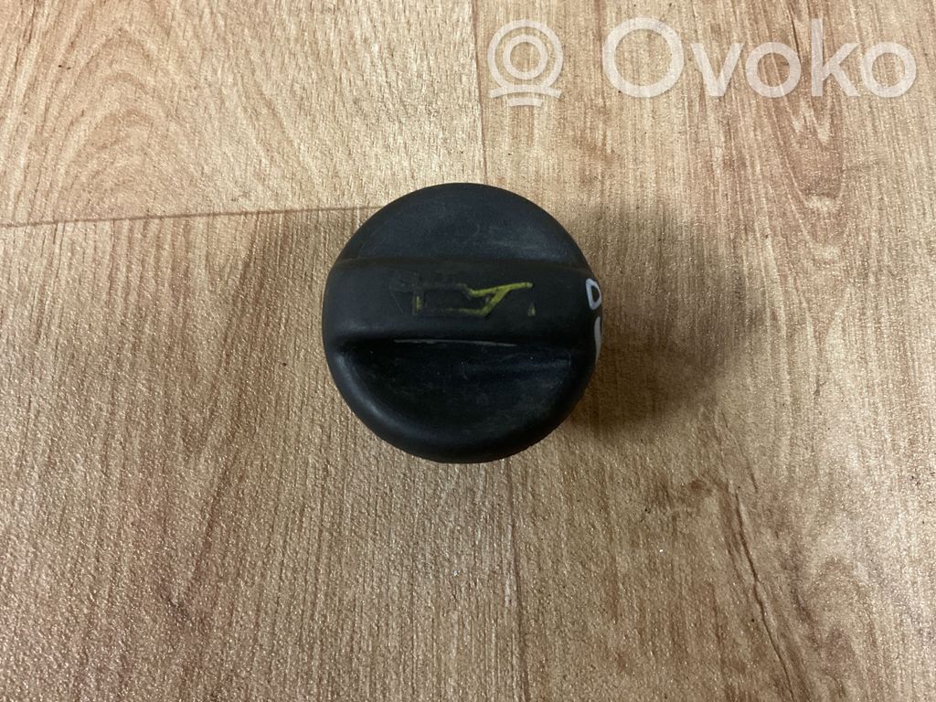 Citroen C8 Öljysäiliön täyttöaukon korkki 