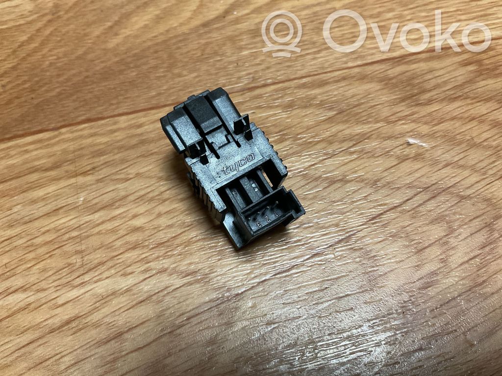 Interruptor sensor del pedal de freno   914688962