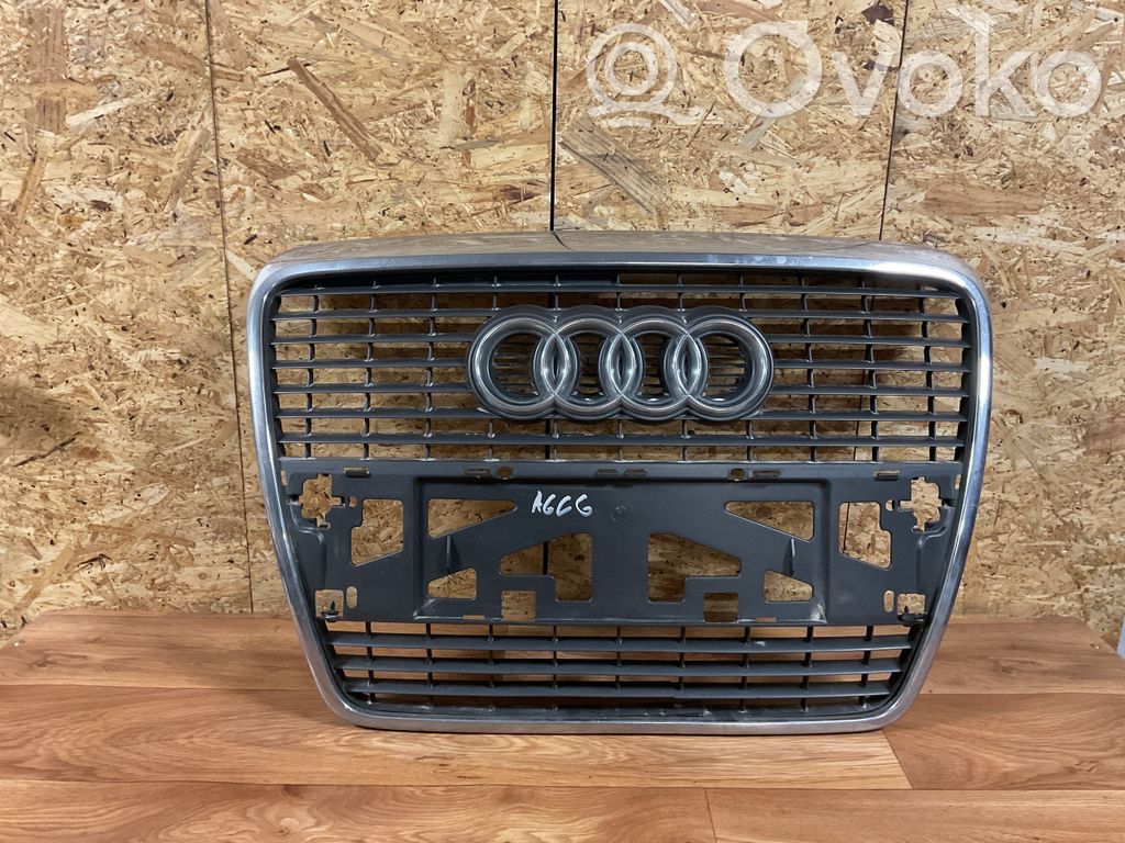 Audi A6 S6 C6 4F Etupuskurin ylempi jäähdytinsäleikkö 