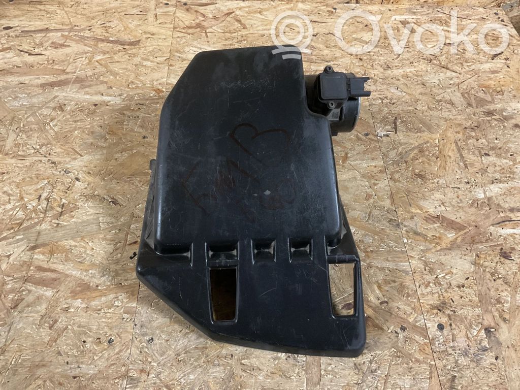 BMW 5 E60 E61 Air filter box 
