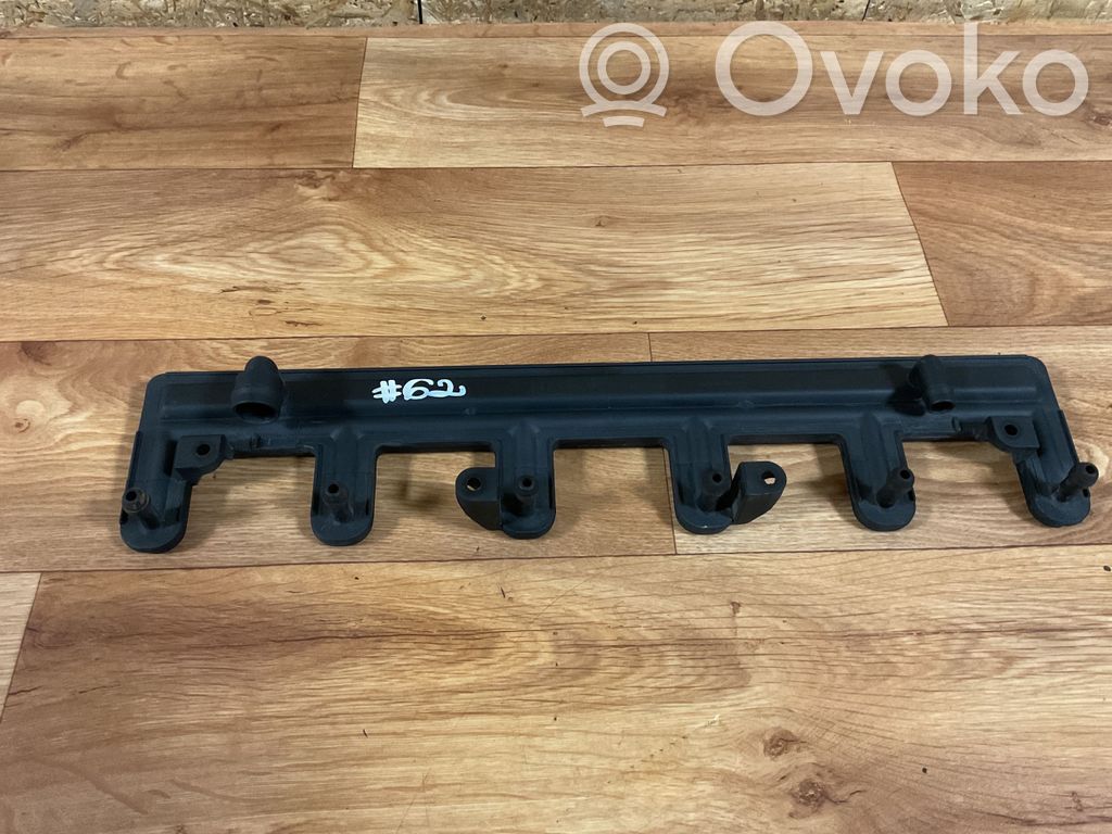 Fuel main line pipe   1440318