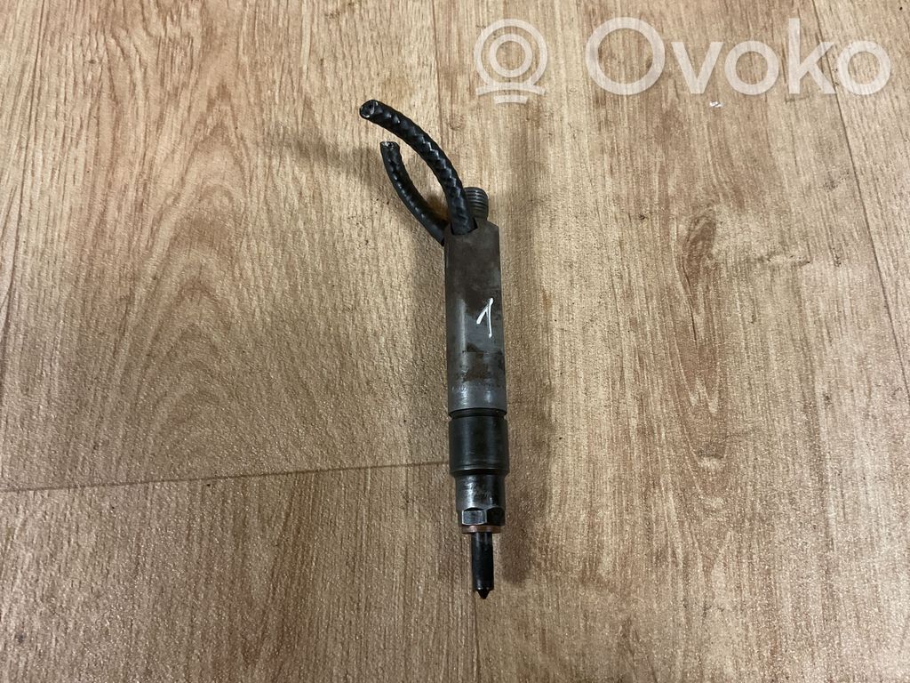 Volkswagen Golf IV Inyector de combustible 