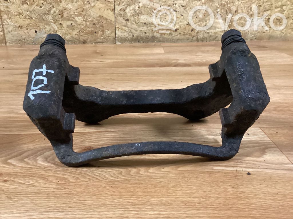 Opel Insignia A Etujarrun jarrusatulan kannatin 
