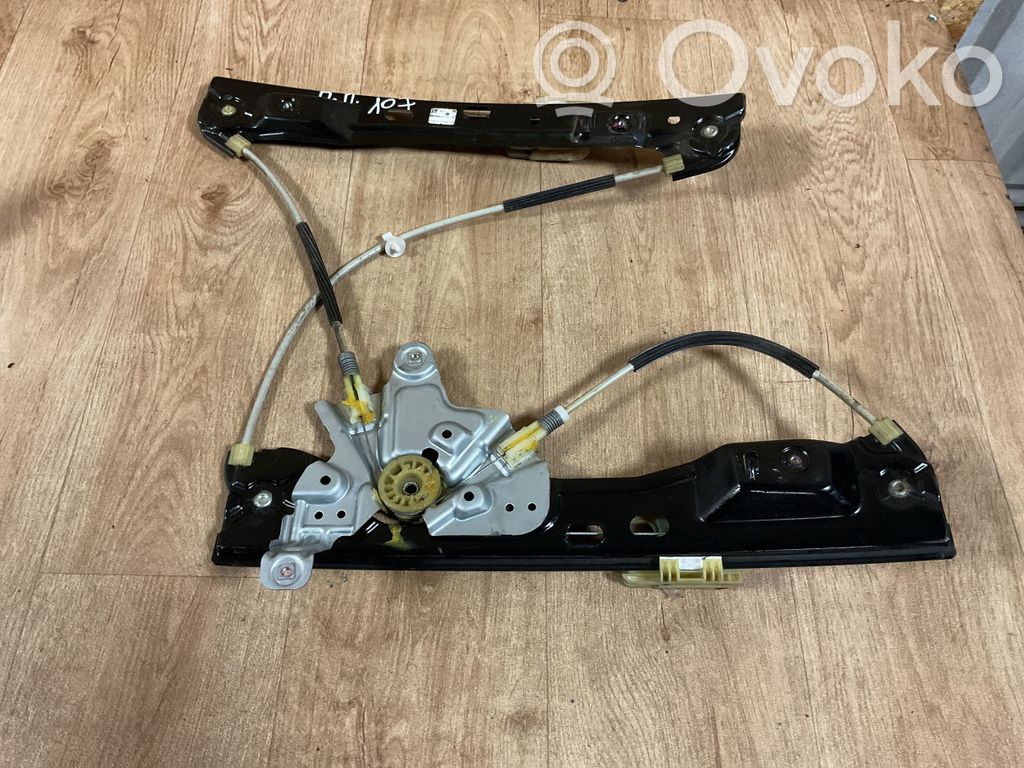 Mechanizm podnoszenia szyby przedniej bez silnika   13302452,964838104