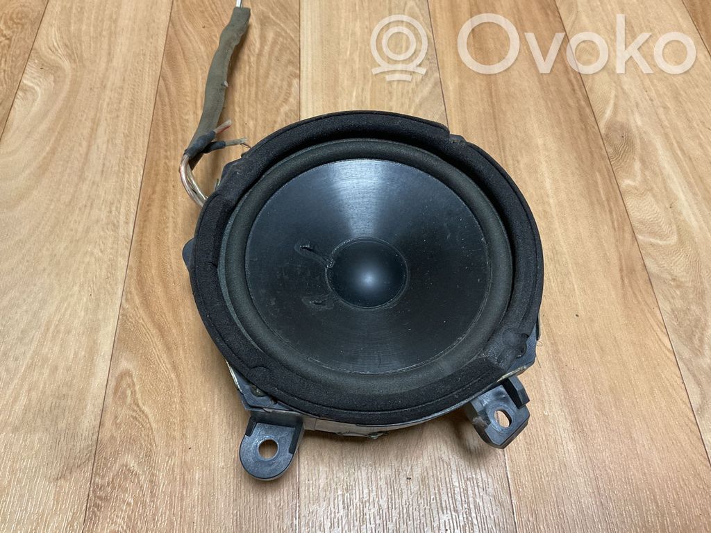 Saab 9-3 Ver2 Front door speaker 