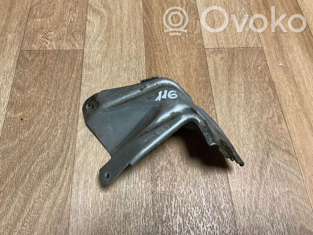 BMW 5 E60 E61 Sonstiges Einzelteil Unterboden 