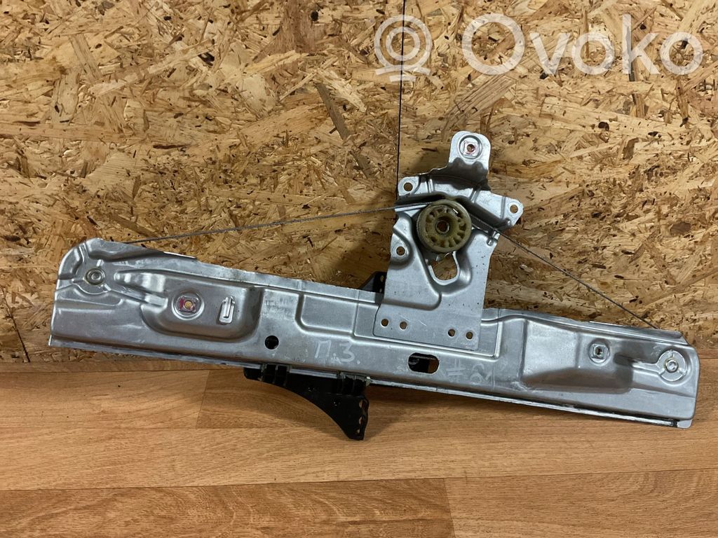 Opel Insignia A Ręczny podnośnik szyby drzwi tylnych 