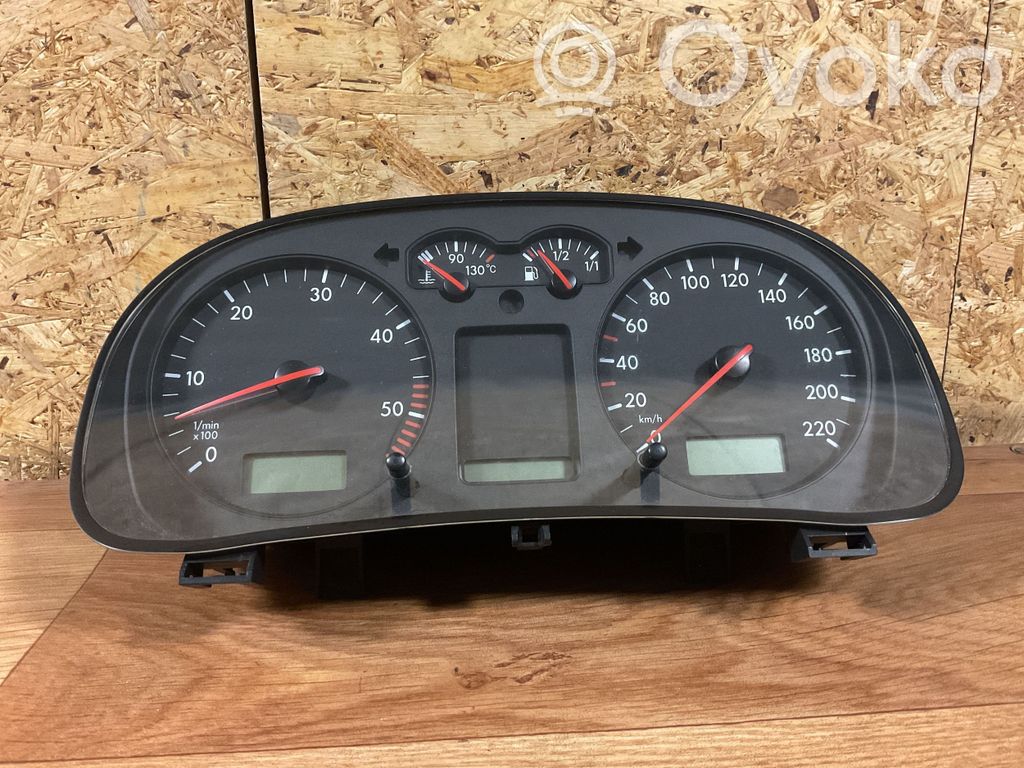 Volkswagen Golf IV Vitezometru (grup de instrumente) 