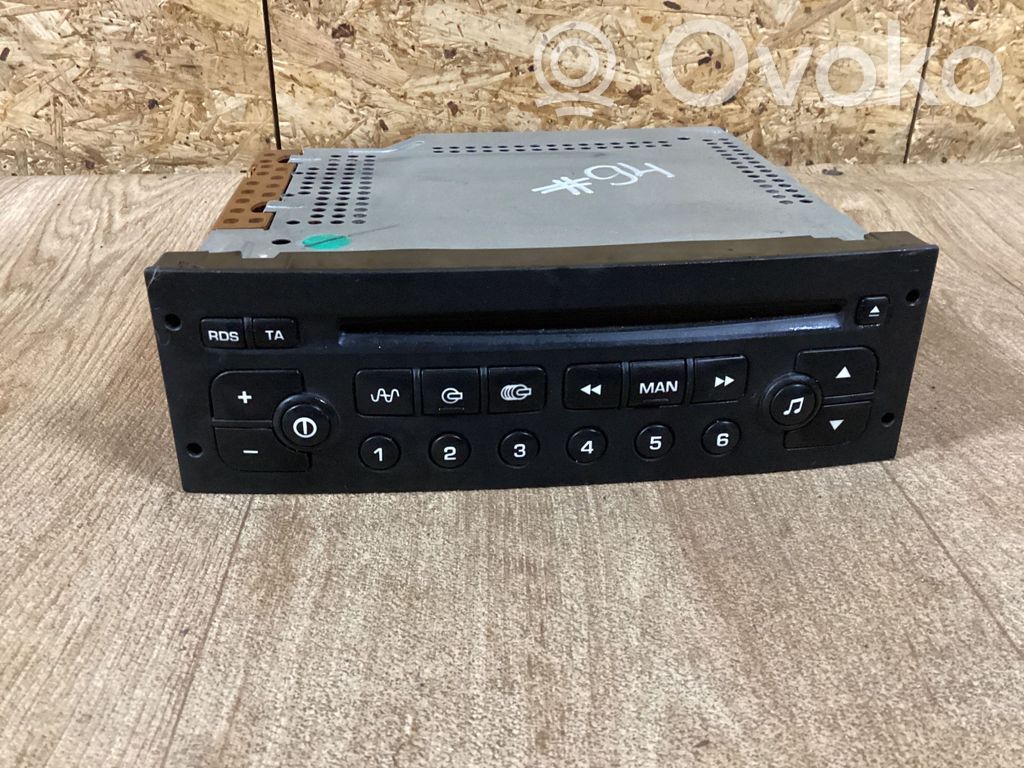 Peugeot 307 CC Panel / Radioodtwarzacz CD/DVD/GPS 