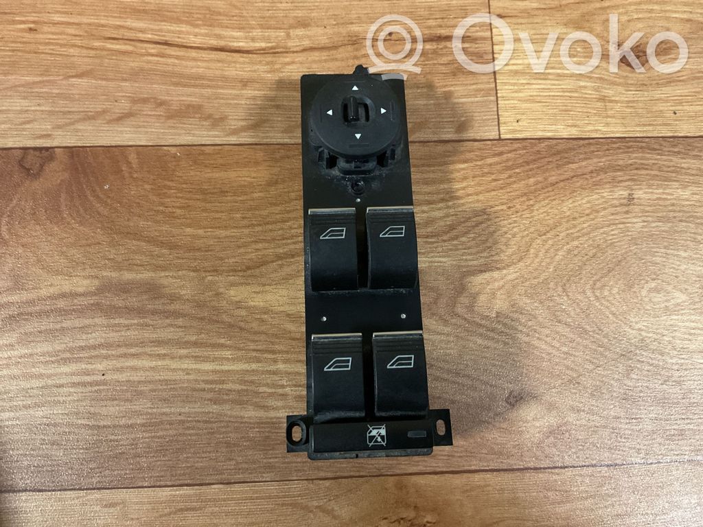 Ford Focus Electric window control switch 