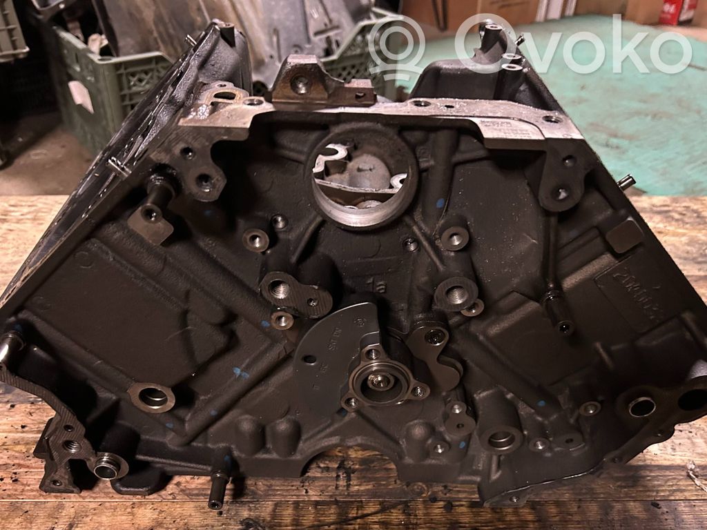 Volkswagen Touareg II Blocco motore 