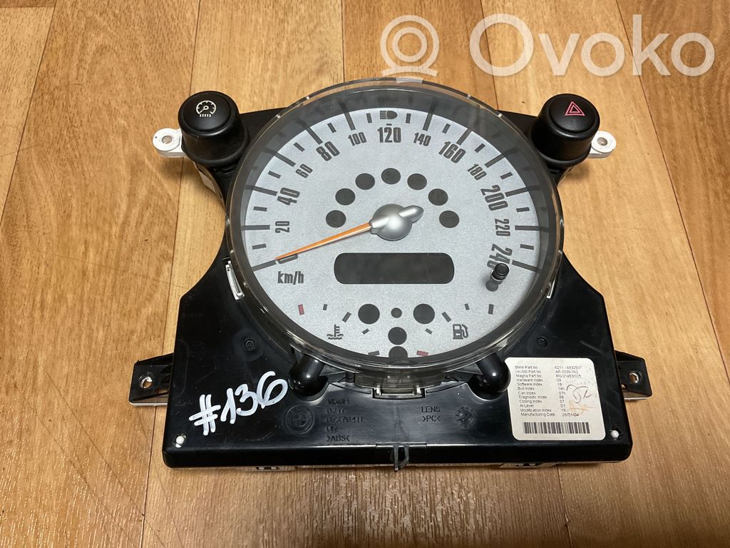 Mini One - Cooper R50 - 53 Nopeusmittari (mittaristo) 
