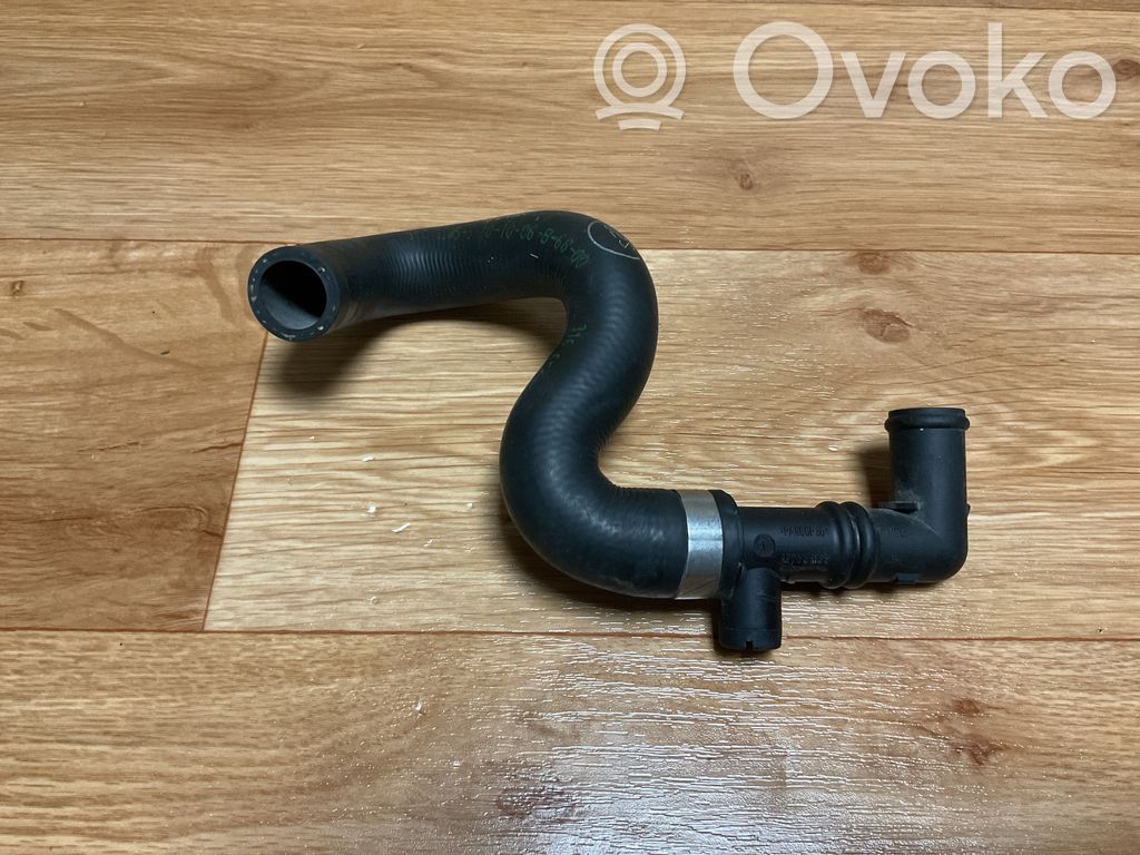 Audi A8 S8 D3 4E Engine coolant pipe/hose 