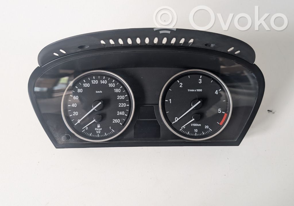 BMW X5 E70 Speedometer (instrument cluster) 