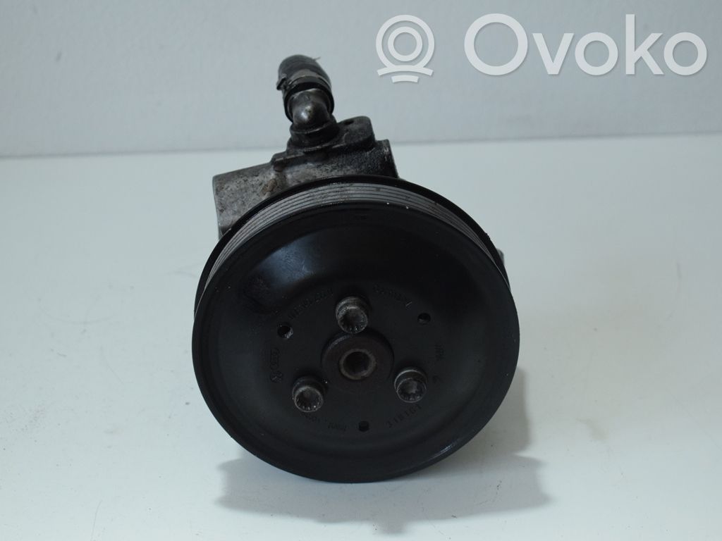 Audi A4 S4 B8 8K Ohjaustehostimen pumppu 