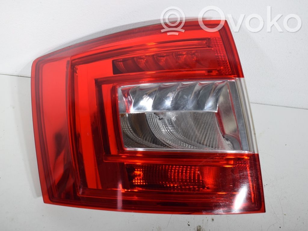 Skoda Octavia Mk3 (5E) Lampa tylna 