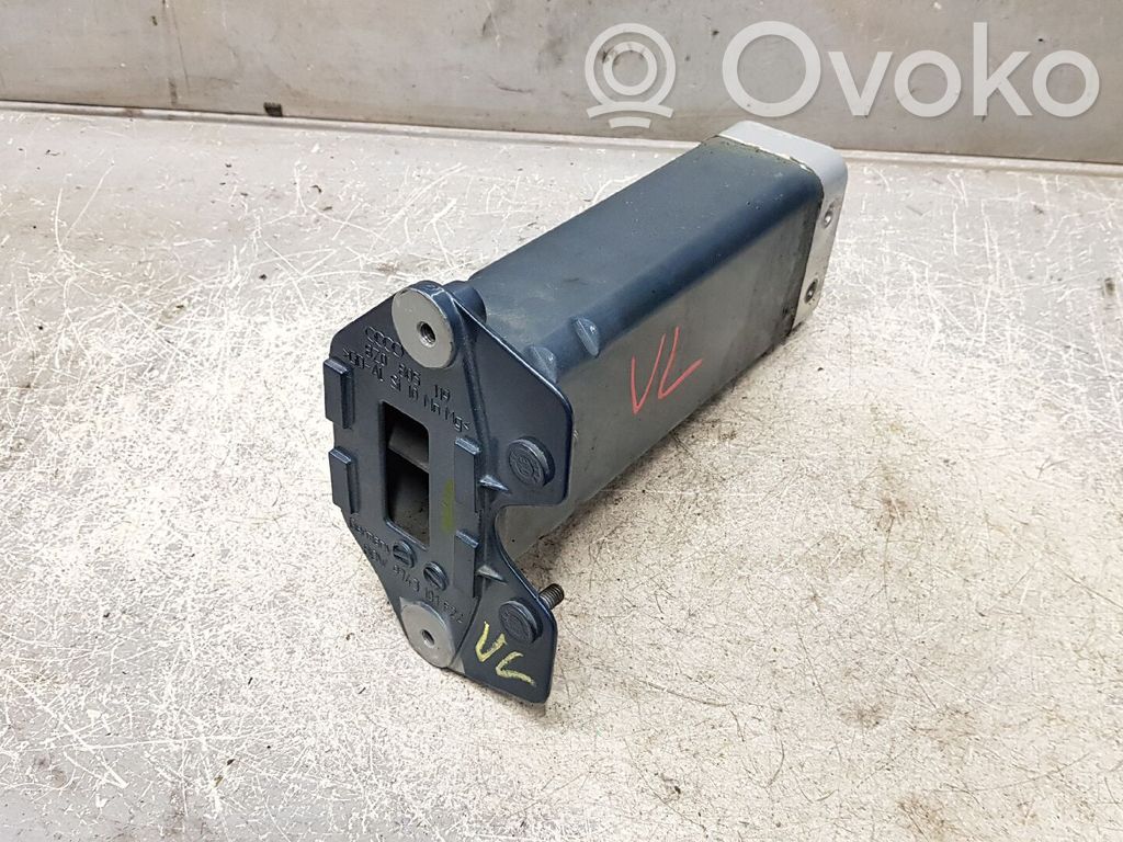 Componente de la parte frontal   8Z0805109A,9743101F22