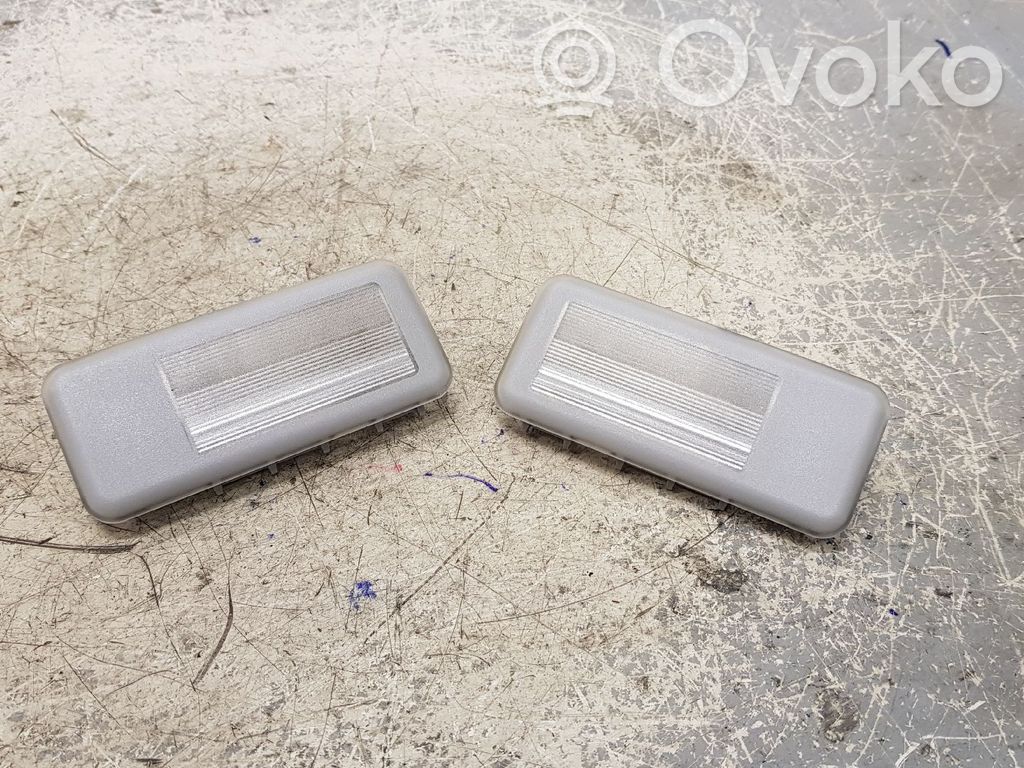 BMW 3 E46 Innenraumbeleuchtung vorne 