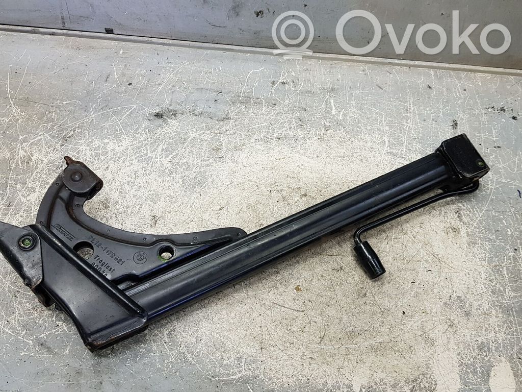 BMW 5 E34 Instrumentu komplekts 