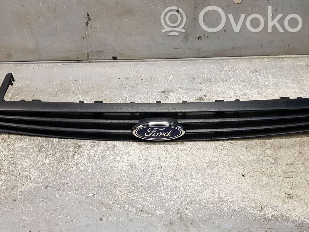 Ford Focus Etusäleikkö 