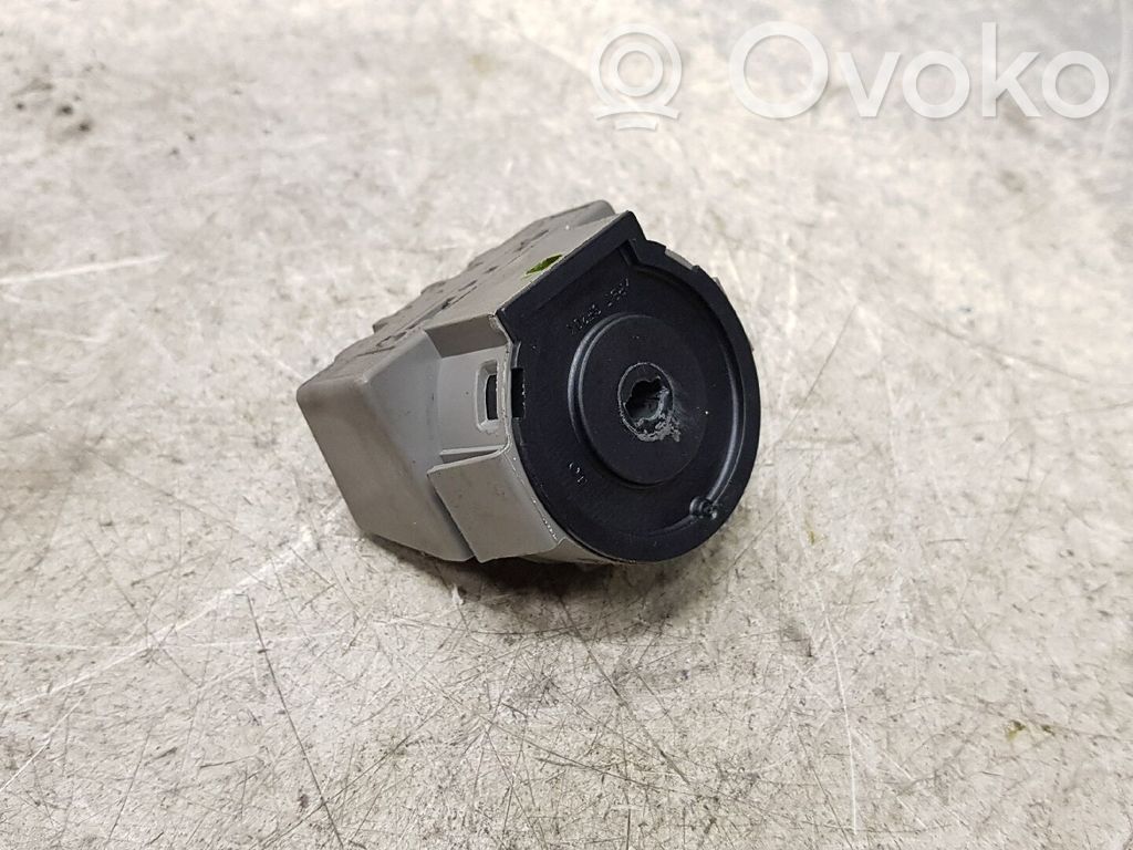 Ford Mondeo MK IV Ignition lock contact 