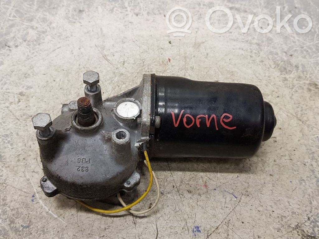 Opel Corsa C Wischermotor 