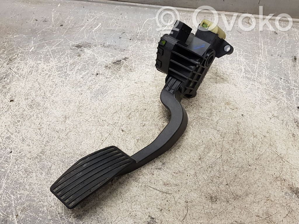 Opel Corsa D Kaasupoljin 
