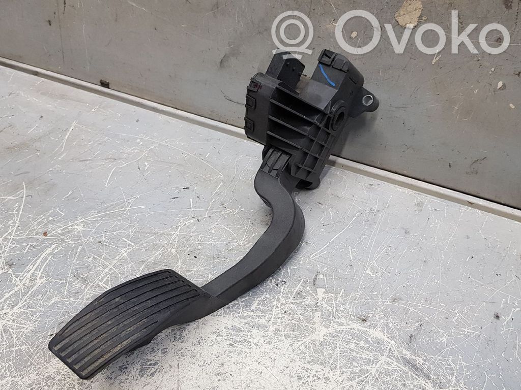 Opel Corsa D Kaasupoljin 