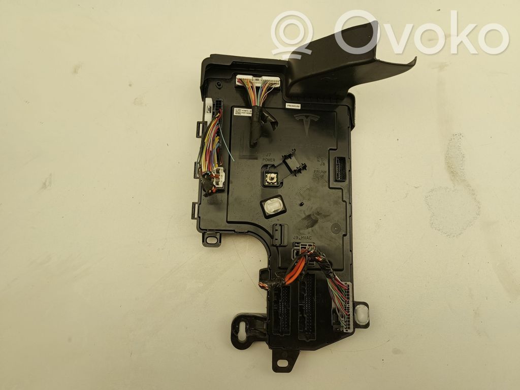 Tesla Model 3 Central body control module 