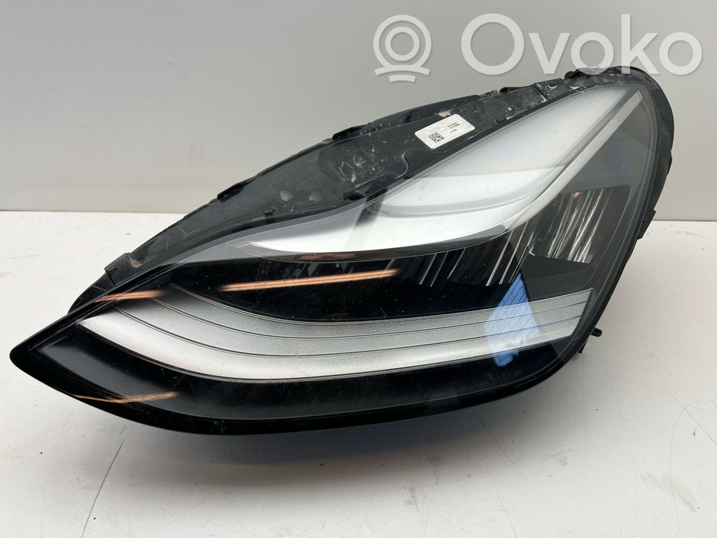 Tesla Model 3 Headlight/headlamp 