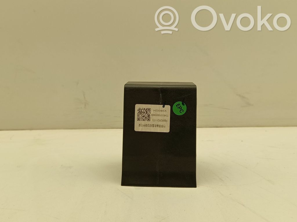 Volvo EX30 Zaczep / Uchwyt bagażnika 